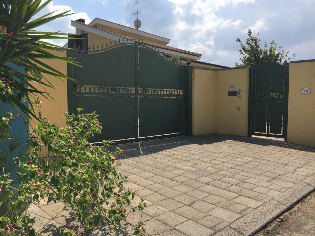 Golden Villa, Residenza Di Campagna Сассари Экстерьер фото